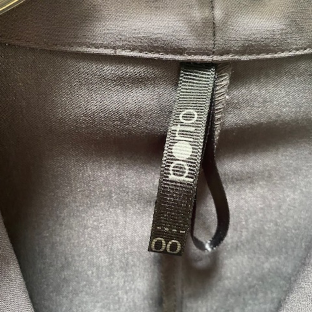 Porto SF Blazer - Like New! - Picture 5 of 7